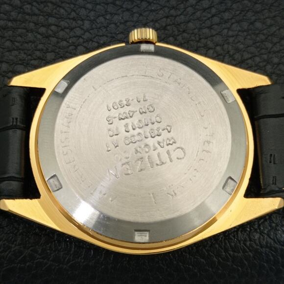 Vintage 1972 Citizen Automatic Mens Gold Watch W/daydate & Red accents - Picture 8 of 10